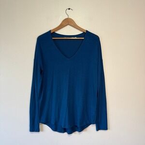 Athleta Blue cloudlight cowl relaxed long sleeve top Women's Size‎ S